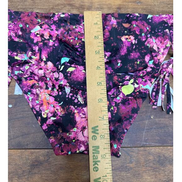 Victoria's Secret Tasseled Halter Cinched Bottom Bikini Set Size Large Abstract - Picture 8 of 12